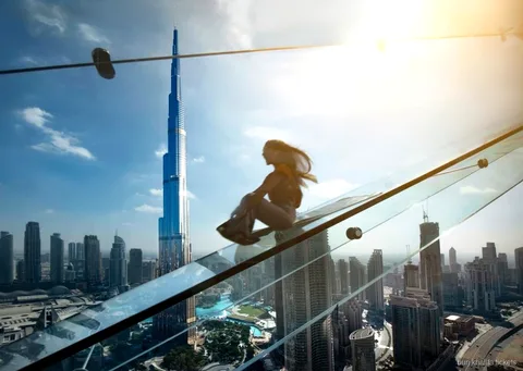 Lounge del Burj Khalifa SKY Livello 148 incluso nel biglietto combinato Sky Views