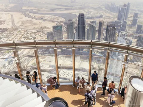 Vista dalla terrazza panoramica del Burj Khalifa incluso nel biglietto combinato acquario