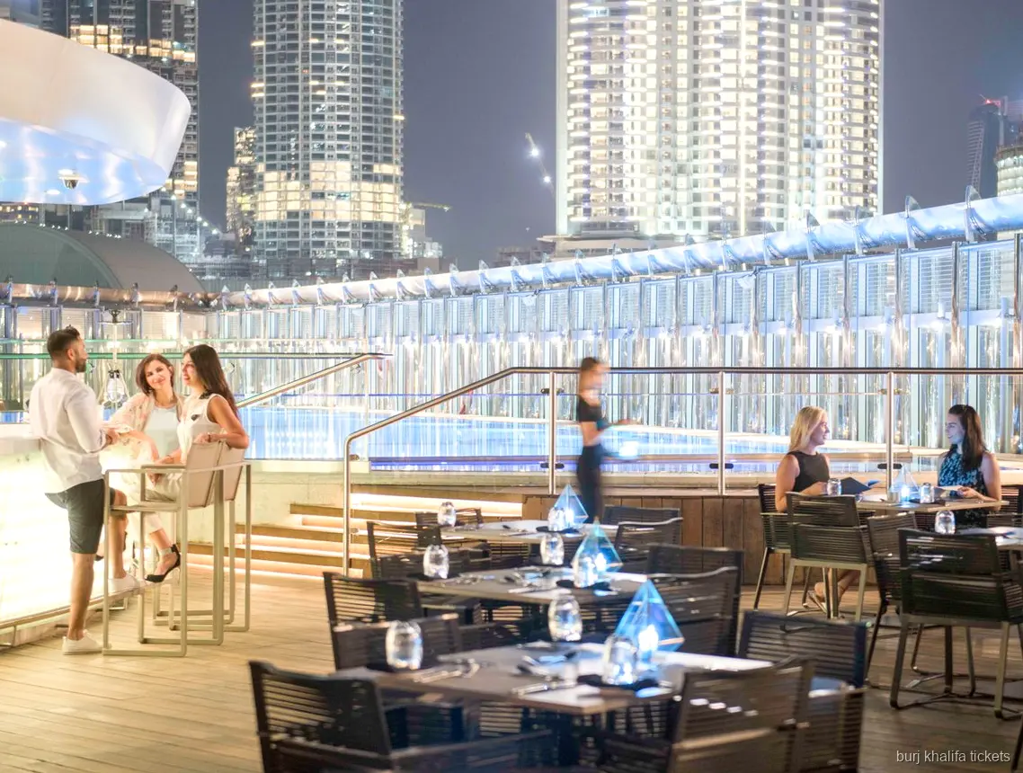 Uitkijkplatform uitzicht inbegrepen voor de maaltijd op het Burj Khalifa dinerticket