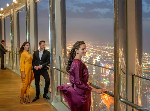 Canapés et boissons inclus avec le billet salon VIP Burj Khalifa
